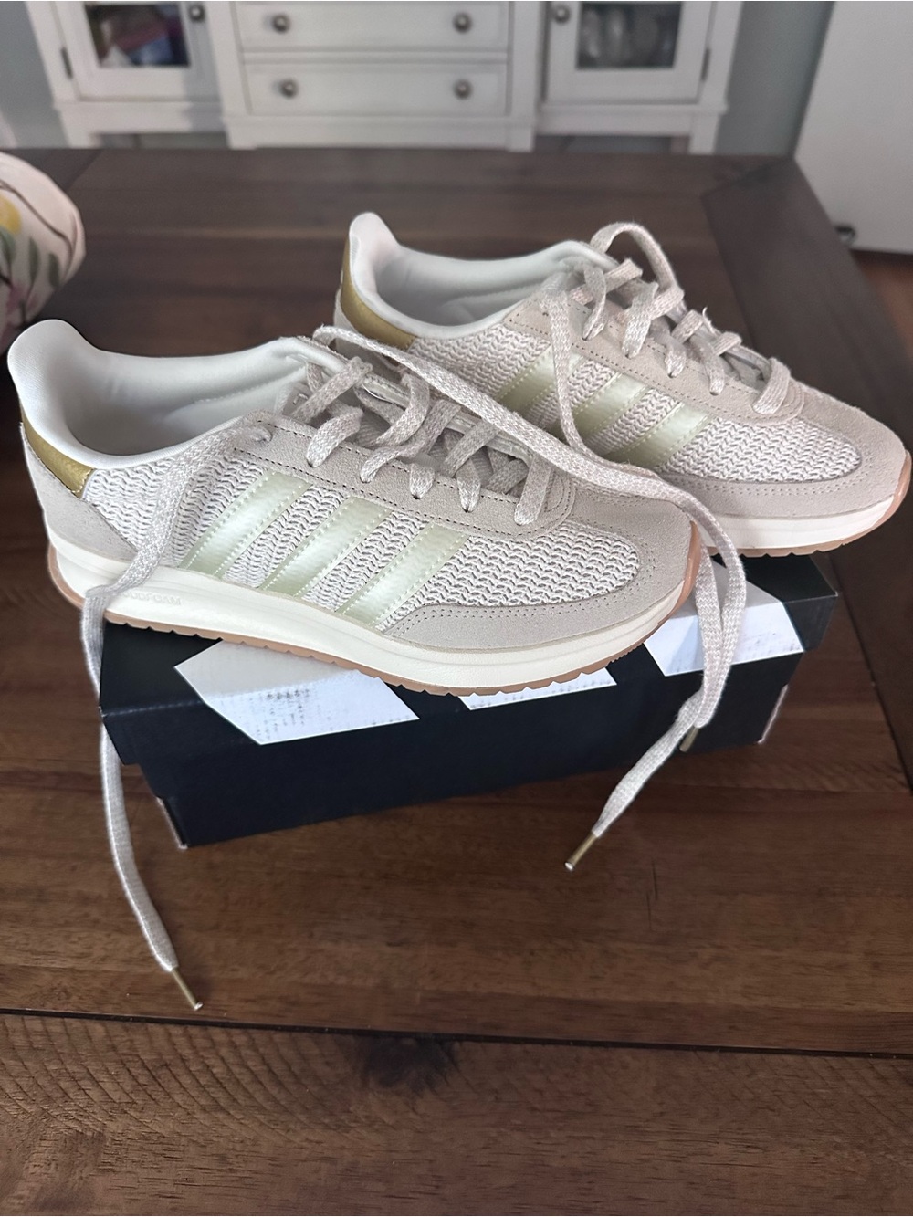 adidas Women’s Beige and Gold Casual Mesh Sneakers
